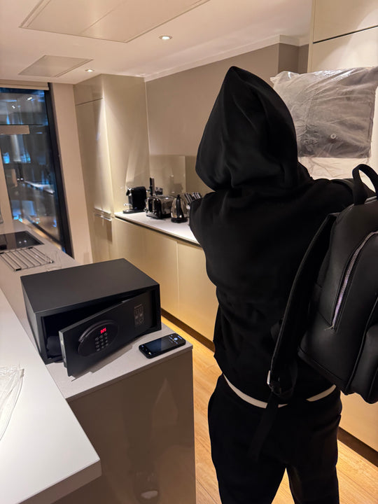 IMB Essential Zip Up Hoodie Blacked