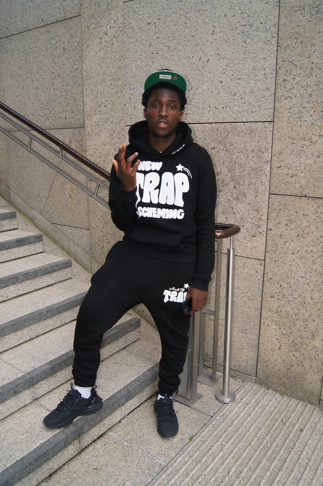 Selected Variant Image